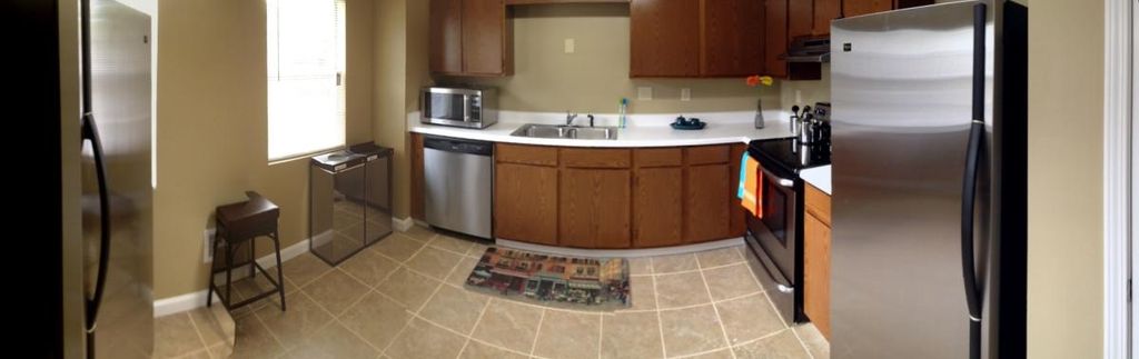 653 Holmes St NW, Atlanta, GA 30318