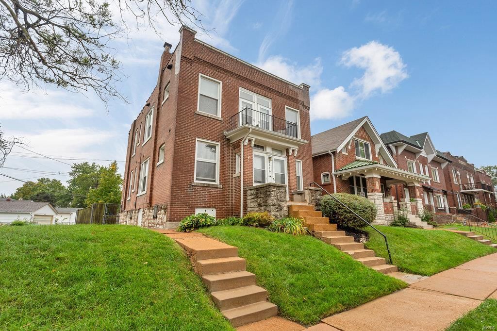 4916 Finkman St, Saint Louis, MO 63109