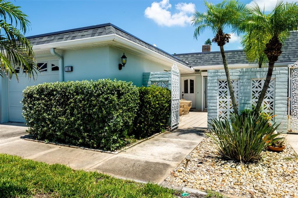 167 Boca Ciega Point Blvd N, Saint Petersburg, FL 33708 SingleFamily
