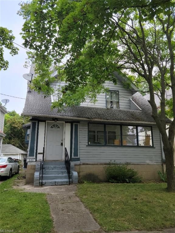 329 Cloverdale Ave, Akron, OH 44302