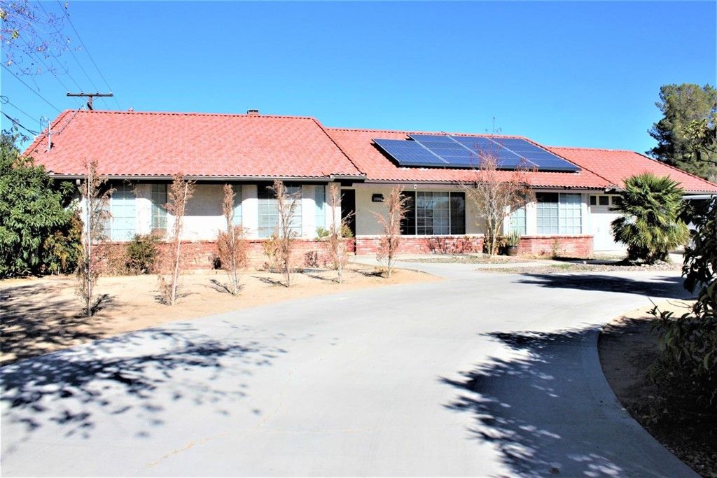 20086 Yucca Loma Rd, Apple Valley, CA 92307