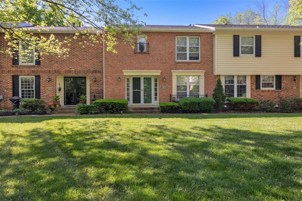 13355 Land O Woods Dr, Saint Louis, MO 63141 Condo for Sale MLS 24026467