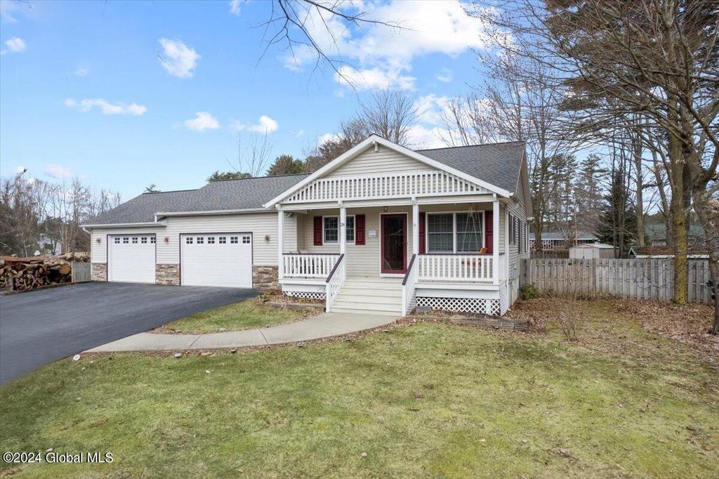 28 Lake Avenue, Warrensburg, NY 12885 Trulia