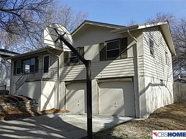 9912 Nina St, Omaha, NE 68124