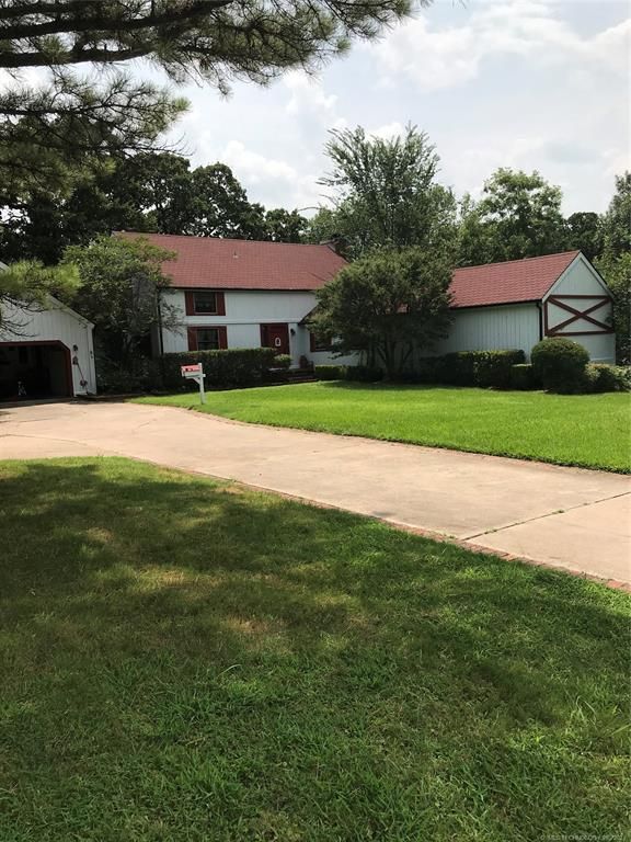 2220 Myall St, Ardmore, OK 73401