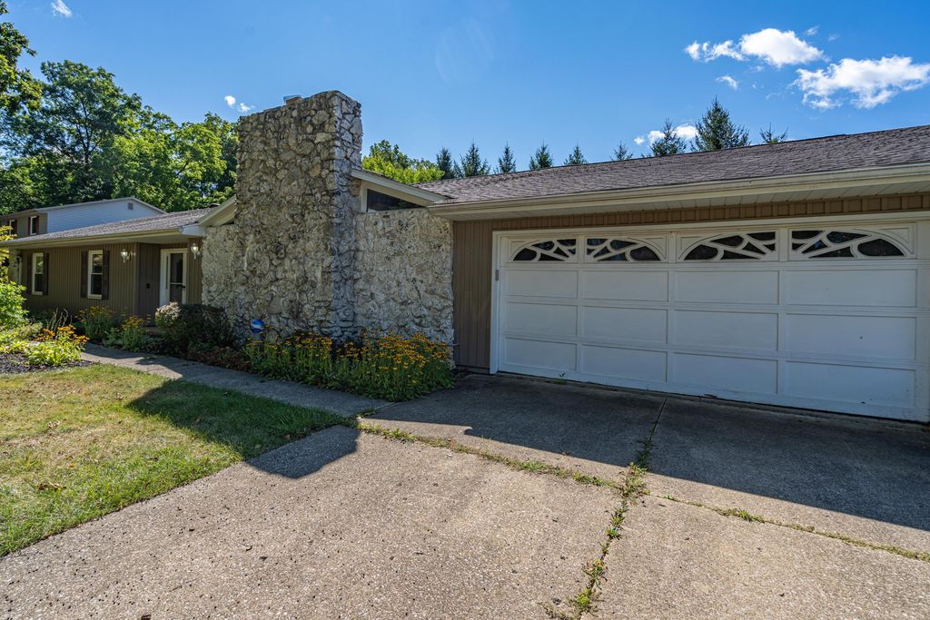 531 Sequoia Ln, Mansfield, OH 44904