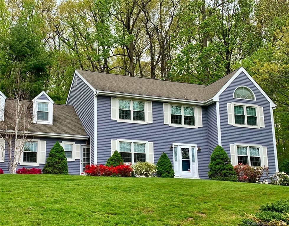 48 Briar Hl, Unionville, CT 06085