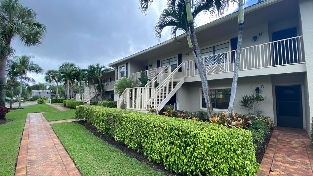 47 Stratford Ln #F, Boynton Beach, FL 33436
