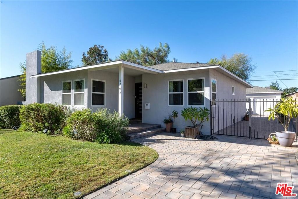 5705 Lemona Ave, Van Nuys, CA 91411