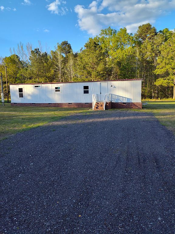 171 Sulton Johnson Dr, Hopkins, SC 29061