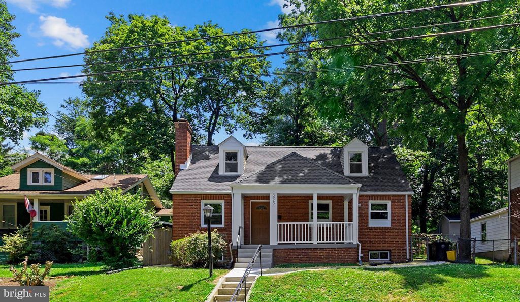 3925 Madison St, Hyattsville, MD 20781