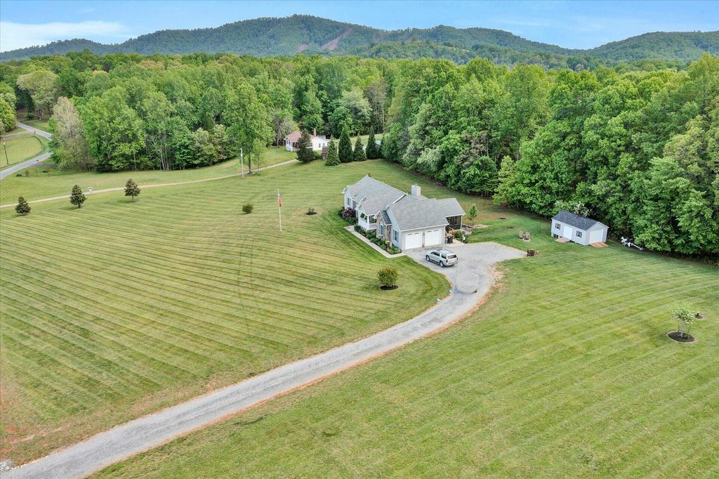 107 Country Ln, Thaxton, VA 24174 Trulia
