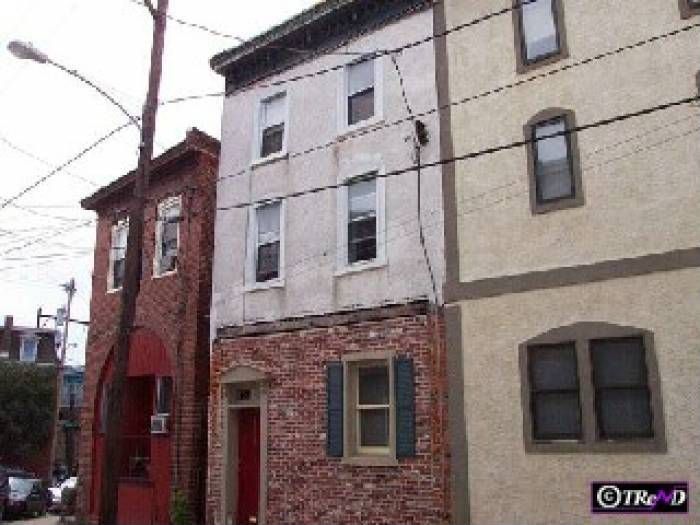 4406 Baker St   #2, Philadelphia, PA 19127