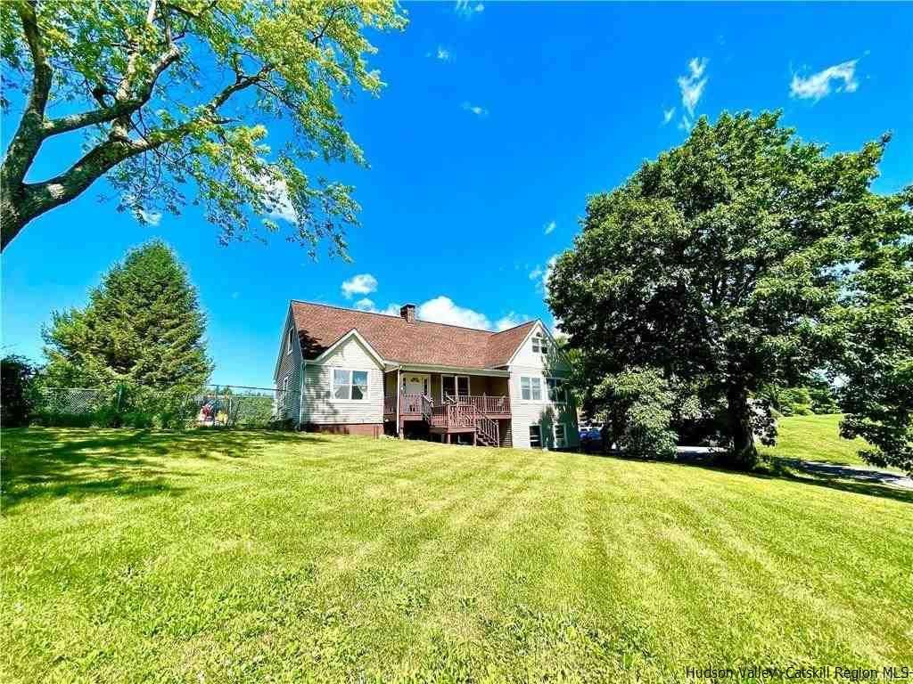 1314 State Route 208, Wallkill, NY 12589