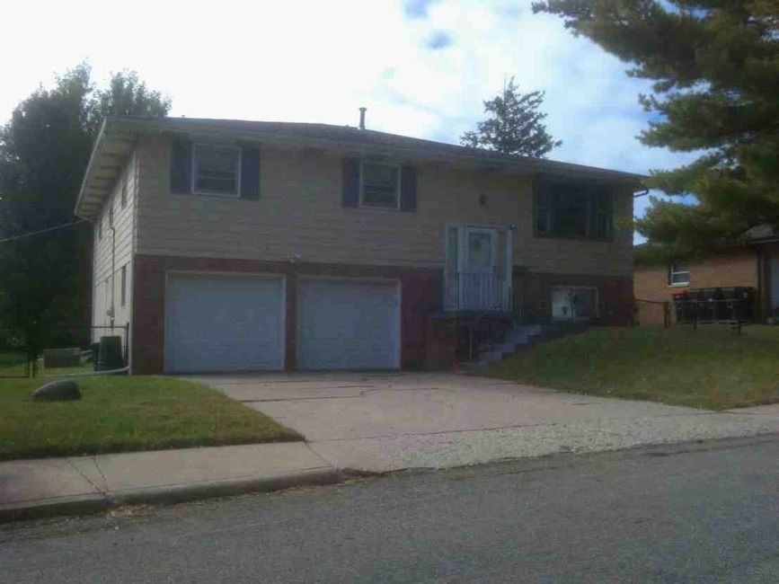 2218 W Bainter Ln, Peoria, IL 61615 SingleFamily Home for Sale MLS 0