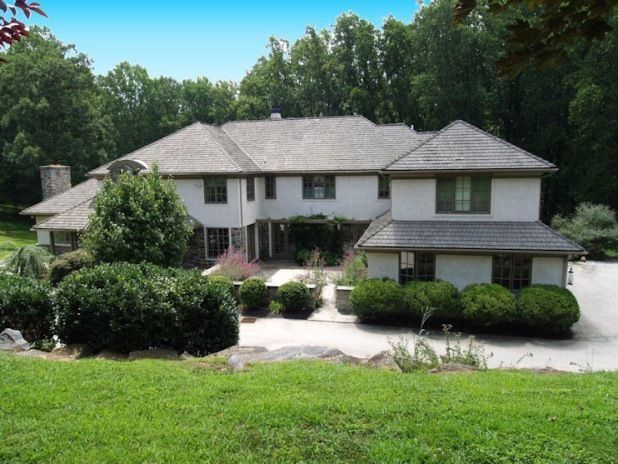 47 Sleepy Hollow Dr, Newtown Square, PA 19073