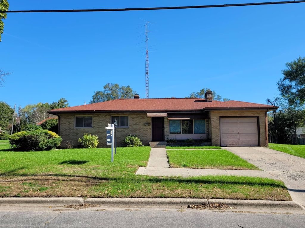2001 S Jackson St, Jackson, MI 49203