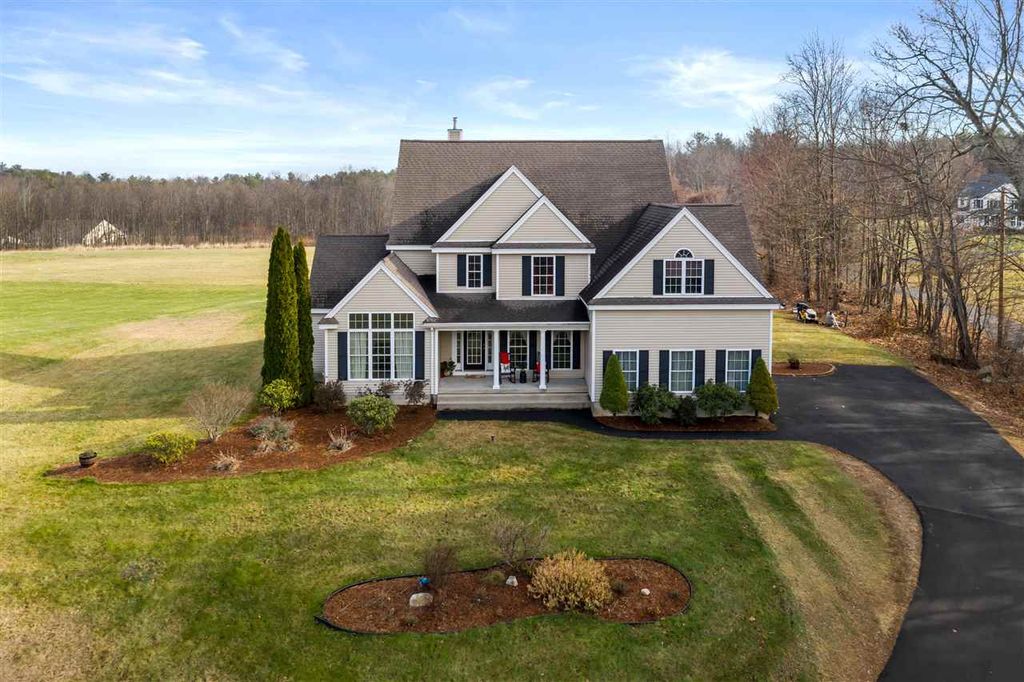 7 Tenney Farm Rd, Sandown, NH 4 Bed, 3 Bath SingleFamily Home 40