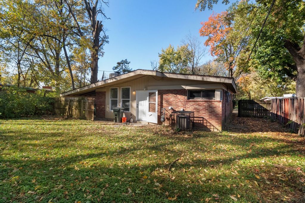 6940 Midwood Ave, Hazelwood, MO 63042 Trulia