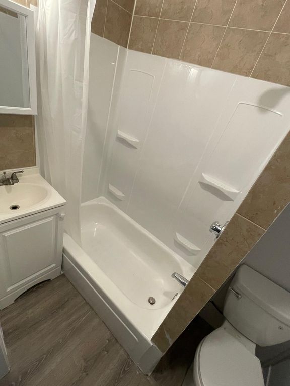 141 Franklin St #1A, Lynn, MA 01902