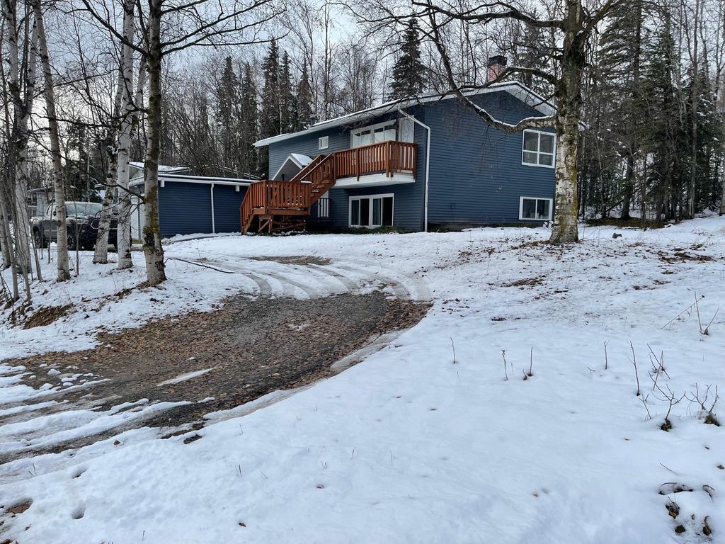 14716 W Lake Ridge Dr #A, Eagle River, AK 99577