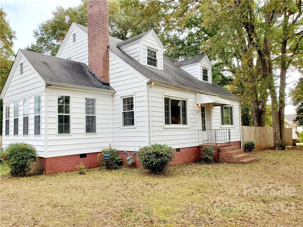 201 Blanche Ave, Belmont, NC 28012