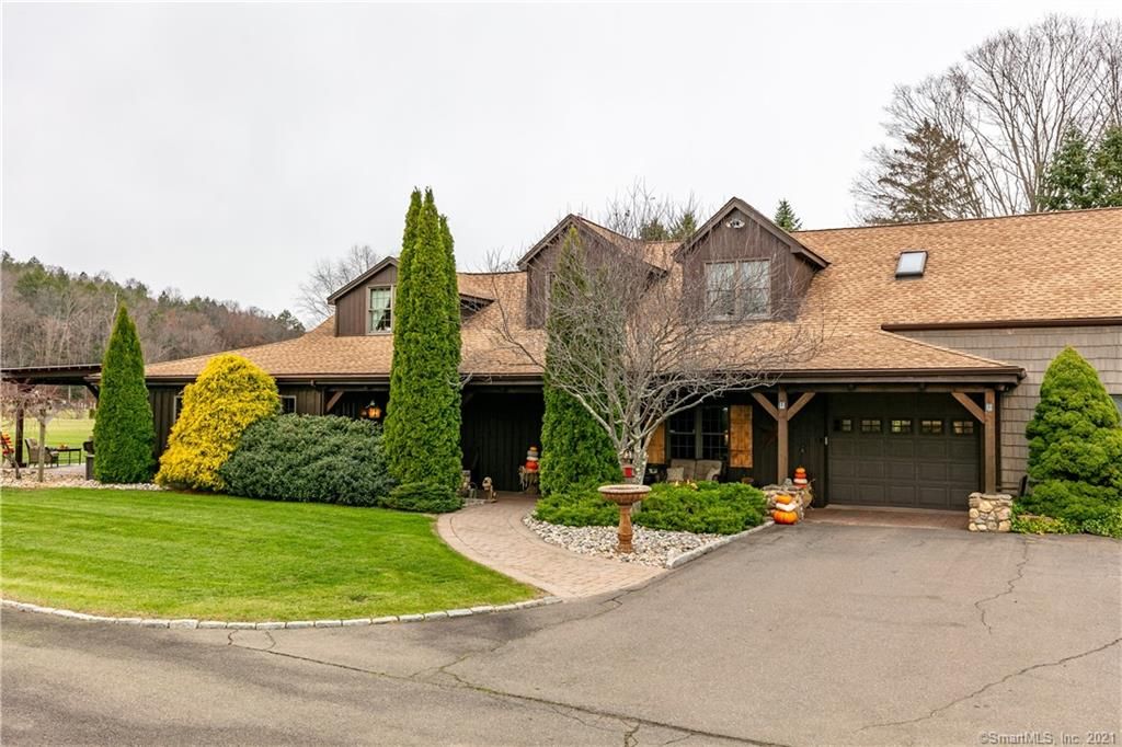 12 Payne Blvd, Portland, CT 06480