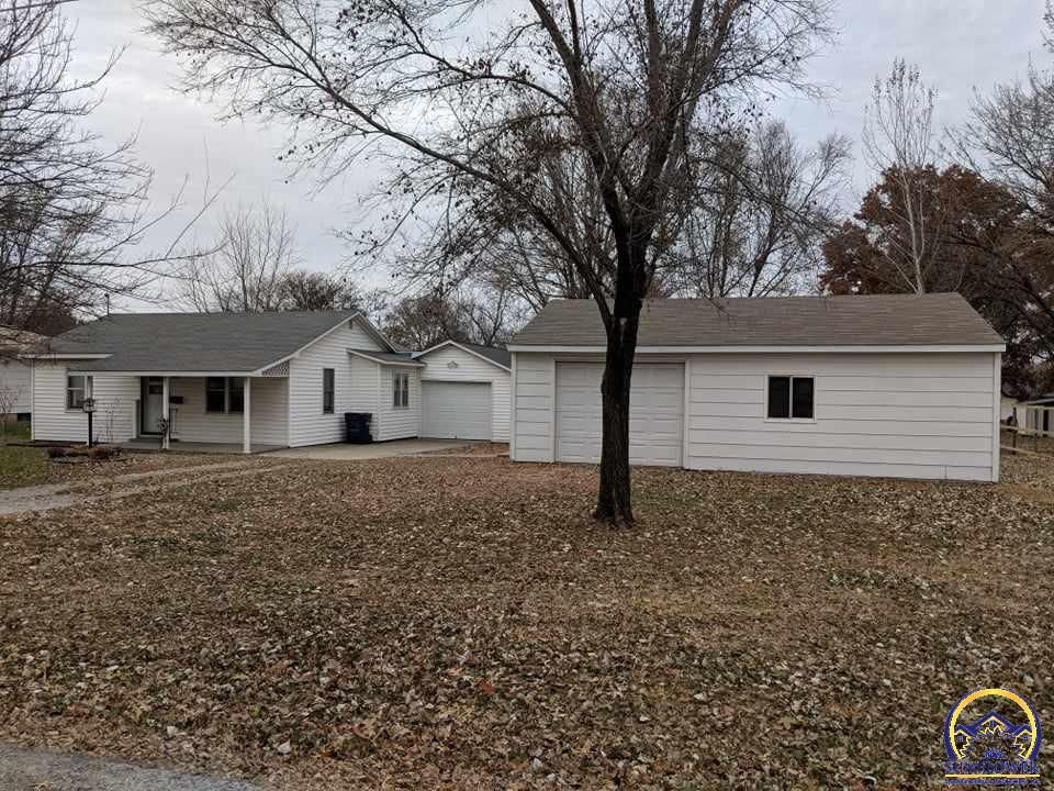914 Lincoln St, Osage City, KS 66523 Trulia