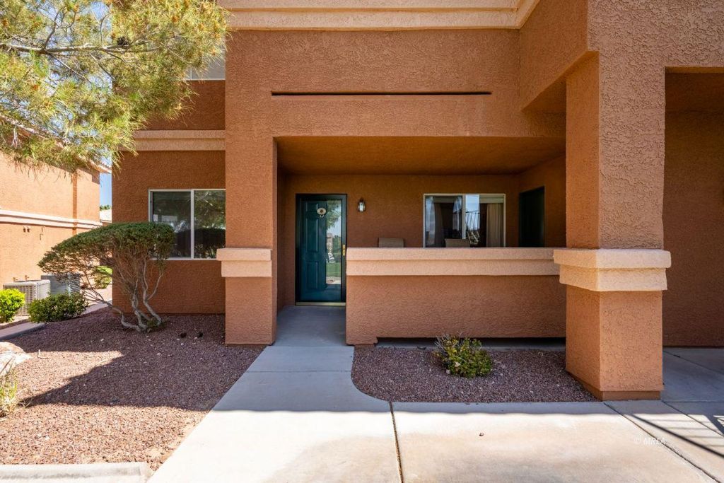 514 Turtle Back Rd #D, Mesquite, NV 89027