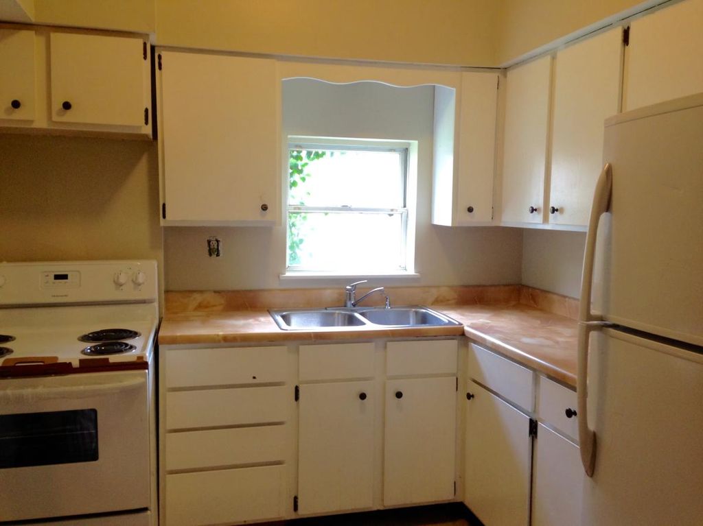817 N Negley Ave #1, Pittsburgh, PA 15206