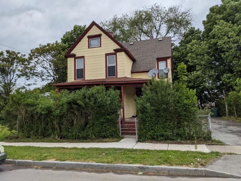 62 Saratoga Ave, Rochester, NY 14608