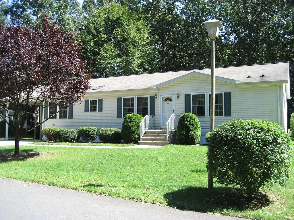 3 Edgewood Dr, Cream Ridge, NJ 08514 Trulia