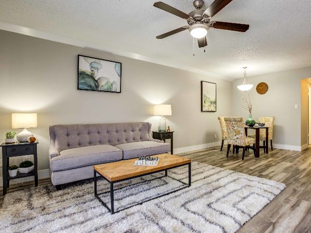 30 W Carter Dr, Tempe, AZ 85282