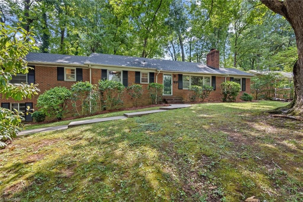 923 Lake Dr W, Thomasville, NC 27360 Trulia