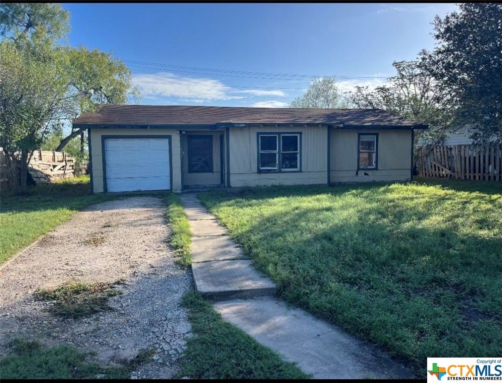 1705 Emily Dr, Beeville, TX 78102 Trulia