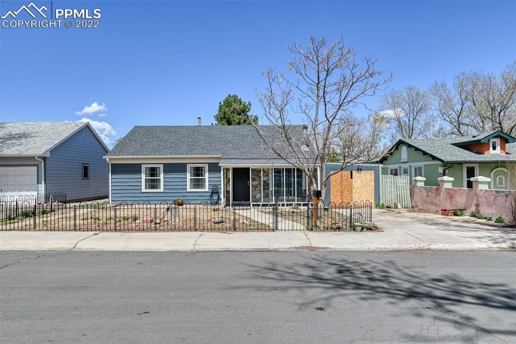2417 Byers Ave, Colorado Springs, CO 80905
