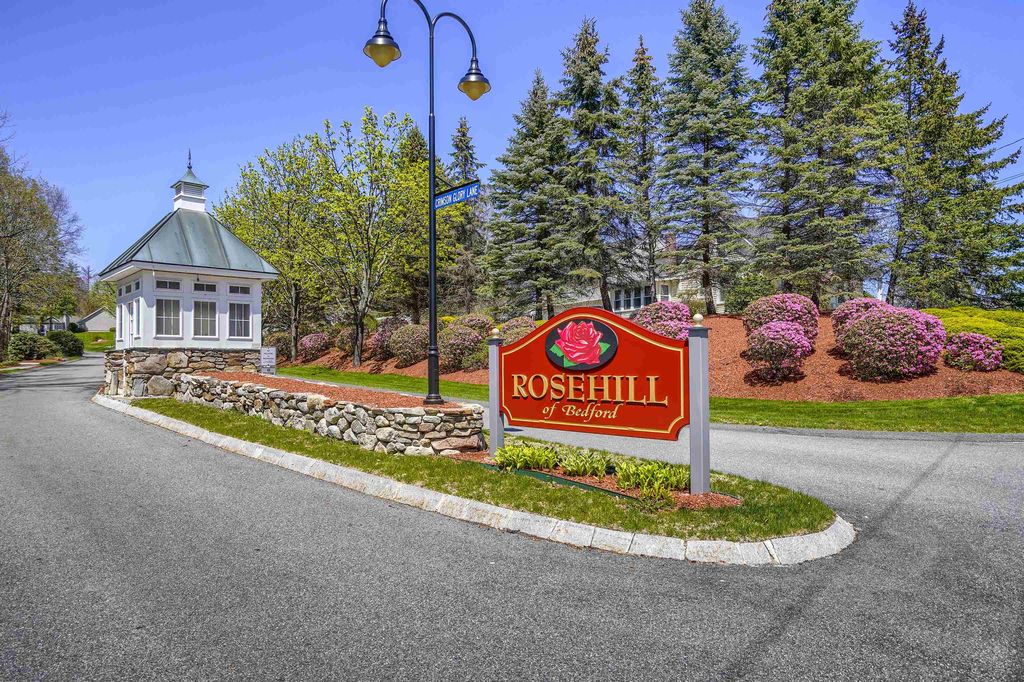 8 Rose Lane, Bedford, NH 03110