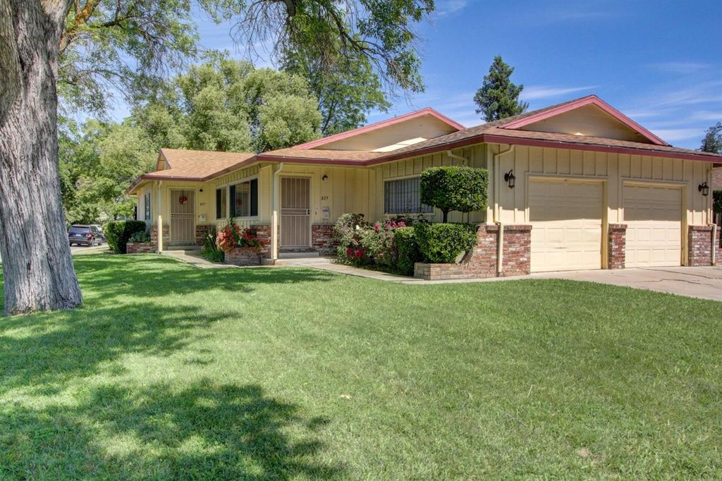 827 E Robinhood Dr, Stockton, CA 95207