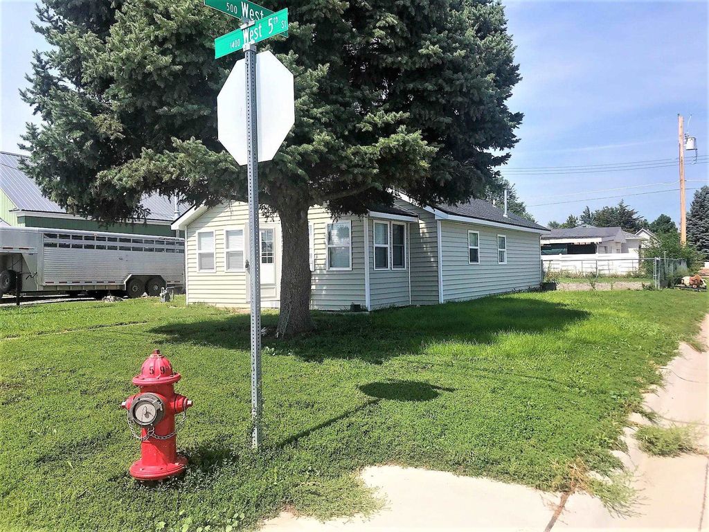 1401 W 5th St, Ogallala, NE 69153
