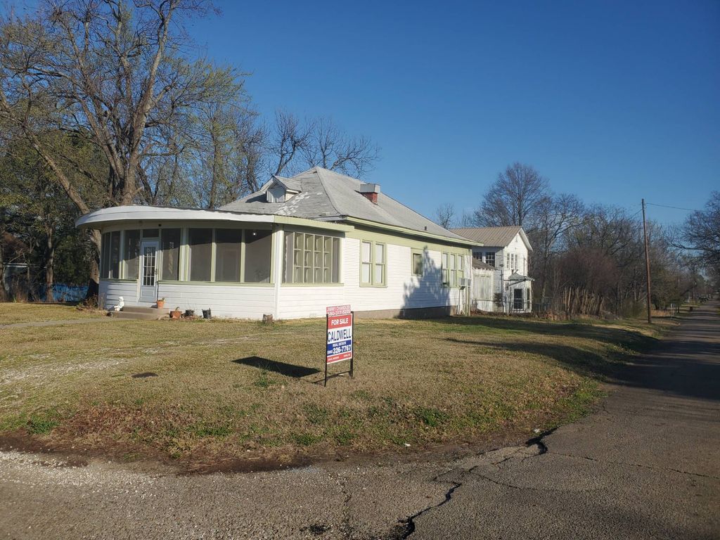 113 E Bissell St, Hugo, OK 74743 Trulia