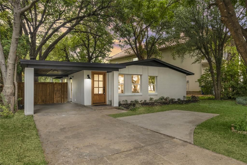 8724 Rexford Dr, Dallas, TX 75209