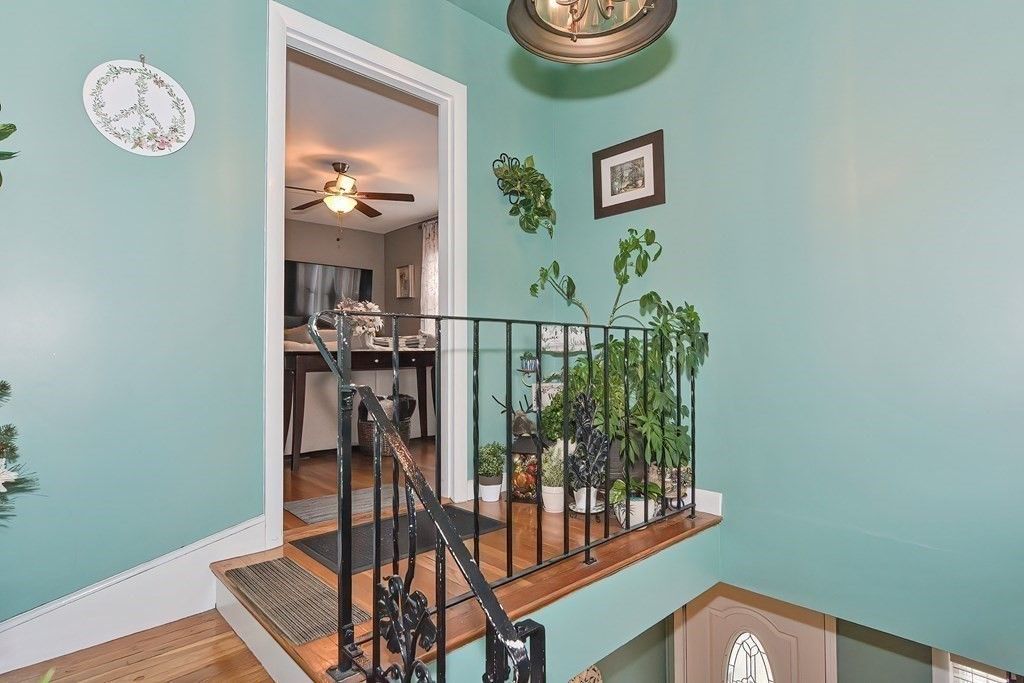 8 Brahms St #2, Roslindale, MA 02131