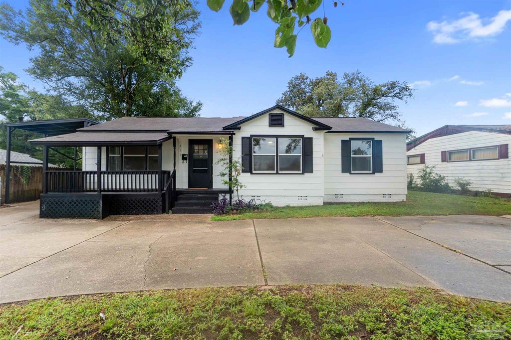 211 W  Sunset Ave, Pensacola, FL 32507