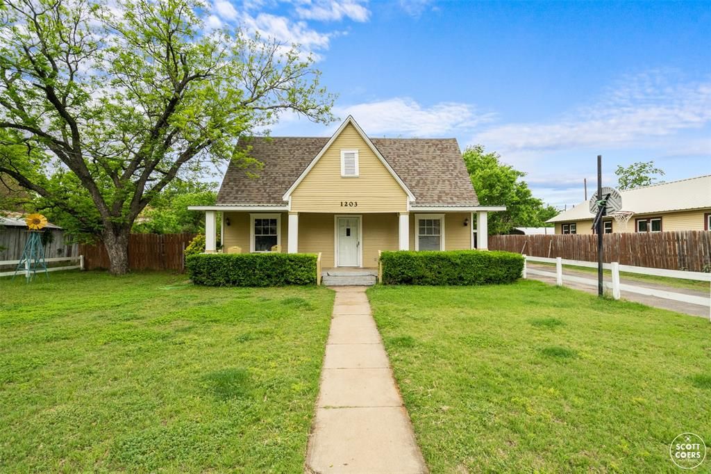 1203 8th St, Brownwood, TX 76801 Trulia