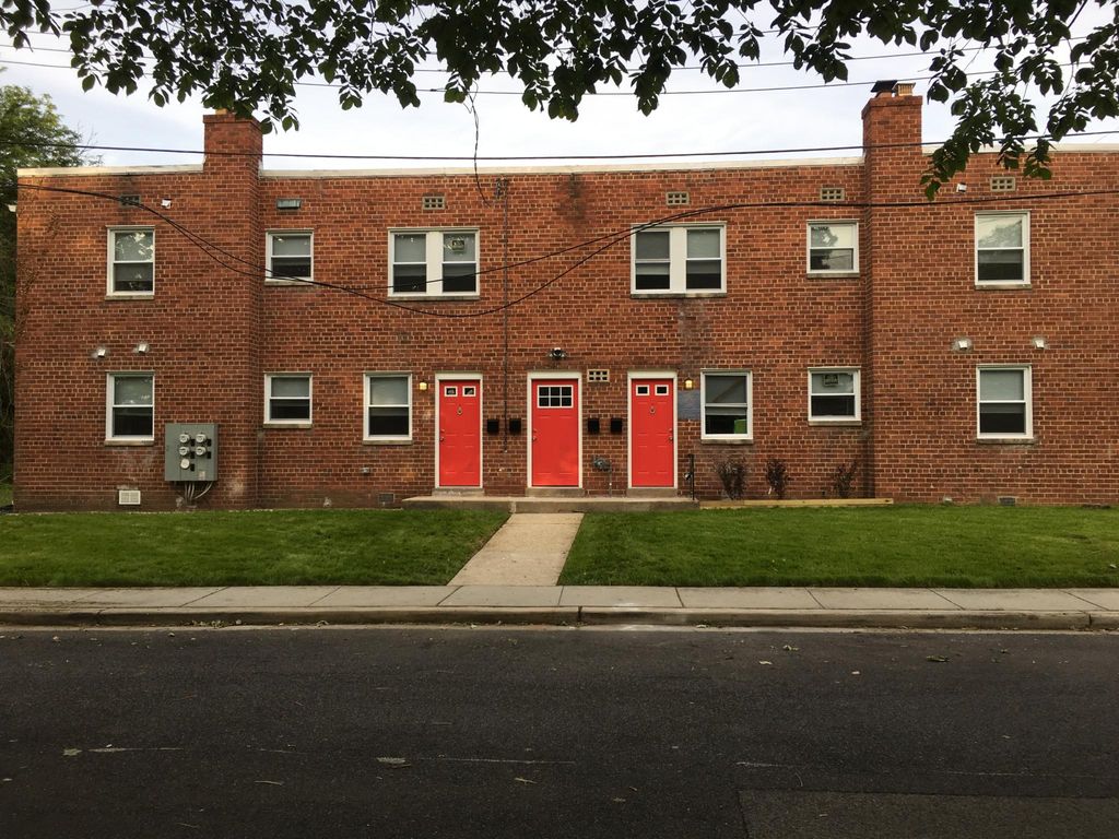 640 Croissant Pl SE, Washington, DC 20019