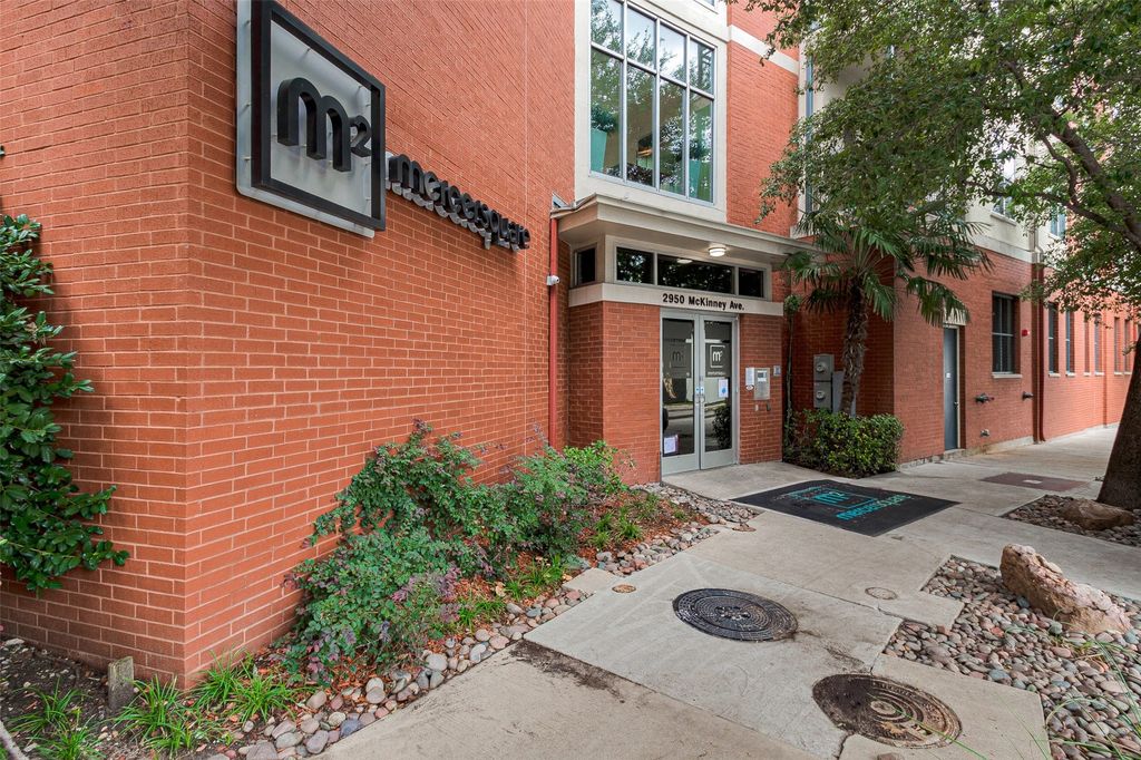 2950 McKinney Ave #303, Dallas, TX 75204