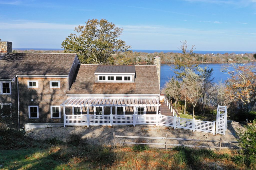 58 Featherbed Ln, Dennis, MA 02638