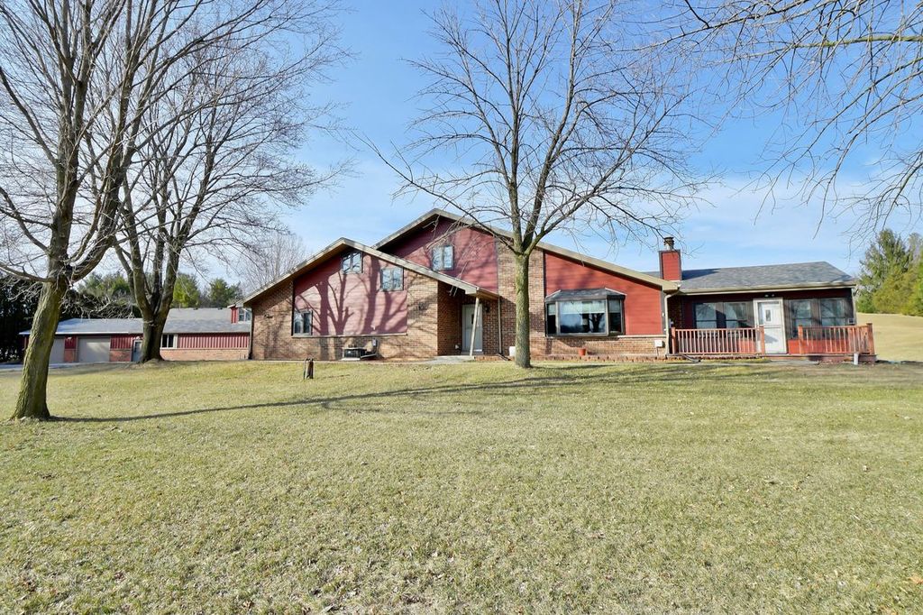 1720 County Road H, Kewaskum, WI 4 Bed, 3 Bath SingleFamily Home