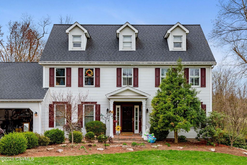 438 James Rd, Lewisburg, PA 17837