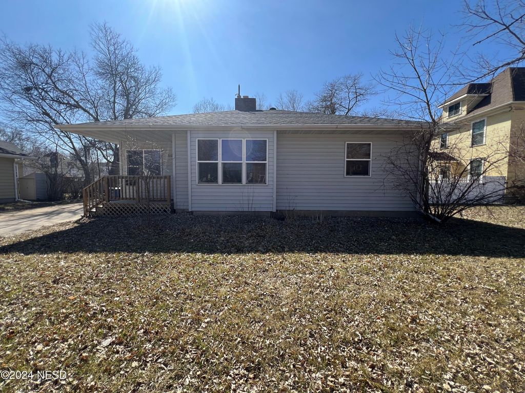 310 2nd Ave SE, Watertown, SD 57201